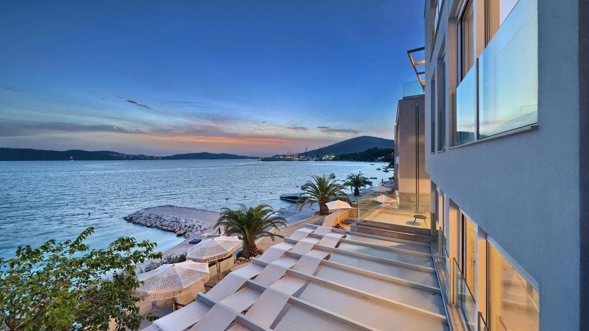 Livingstone Beach House Trogir 0*,  Croatia