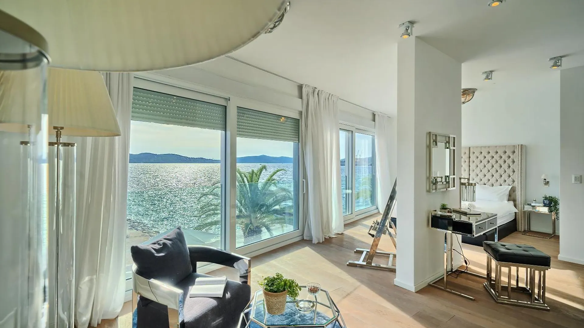 Livingstone Beach House Trogir Villa