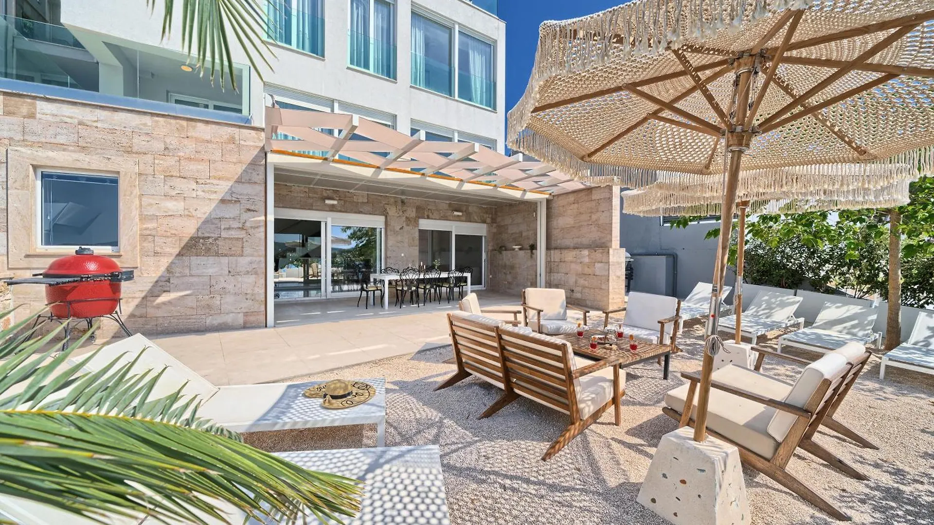 Livingstone Beach House Trogir 0*,